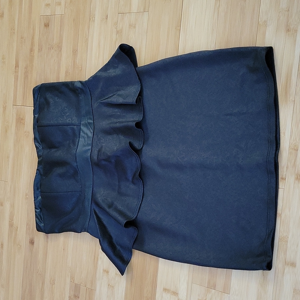 Black peplum mini dress 1XL